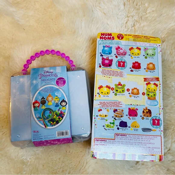 Bundle: Disney Princess Necklace Activity & Num Noms Series 2 - Jelly Bean - Picture 2 of 3